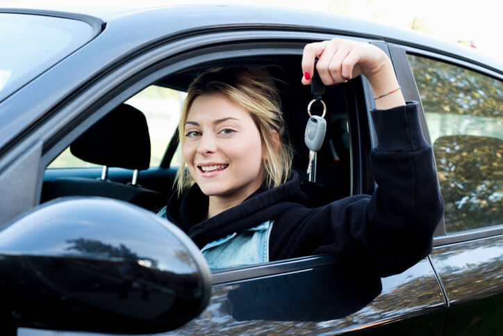 Preparing for the First Solo Drive: A Parent’s Role and Tips for Success