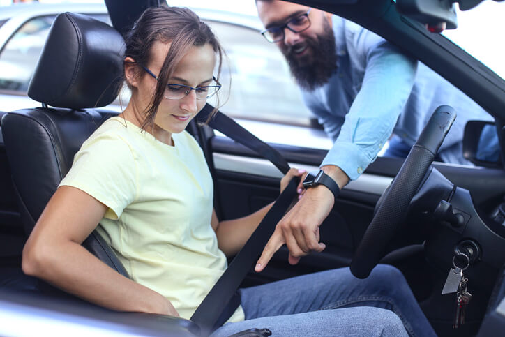 The Essential Guide to Texas Driving Laws for Teens and Parents